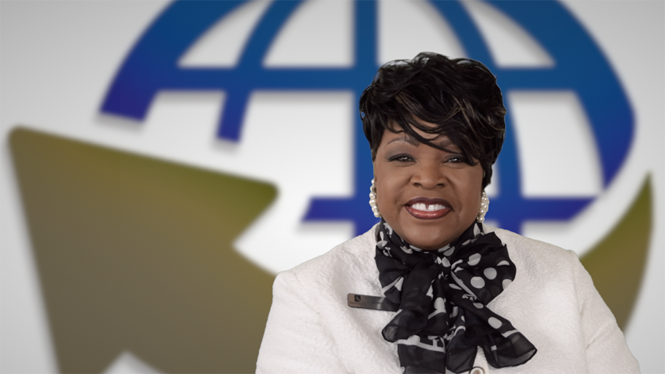 Video Thumbnail for Evelyn Ross of Renasant Bank, Embracing The Community Through Outreach