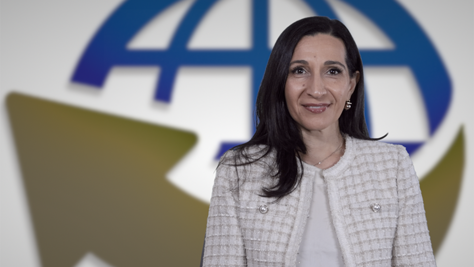 Video Thumbnail for Founder of The Oracle of Style Dr. Rosaria Meek on How to Improve Your Professional Presence